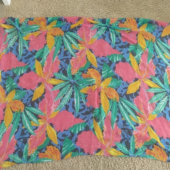 Tropical sarong with matching belt - Picture 1 of 7